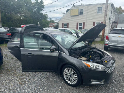 2017 Ford Focus Titanium