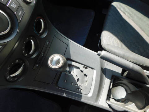 2013 Mazda MAZDA3 i Sport