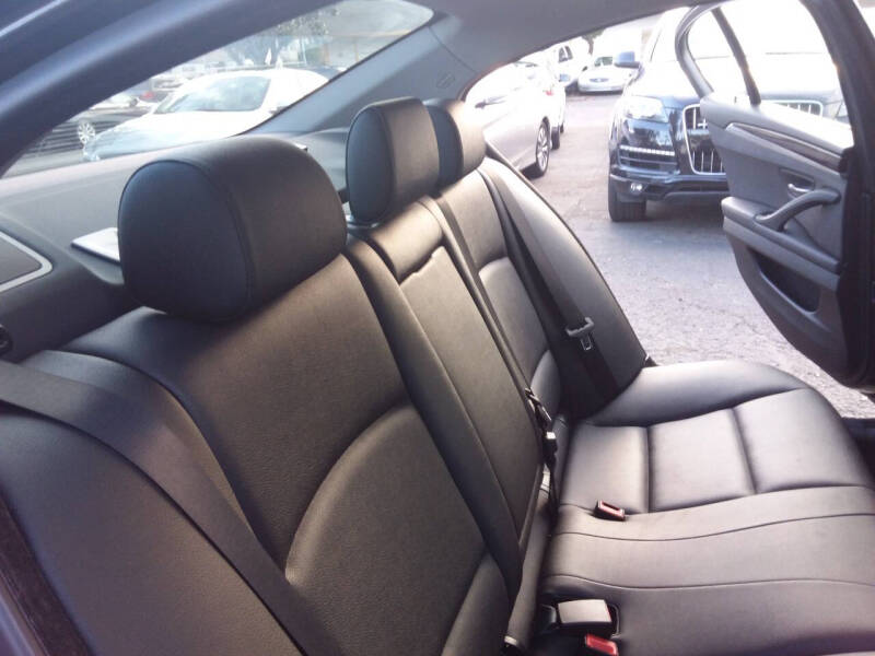 2016 BMW 5 Series 528i