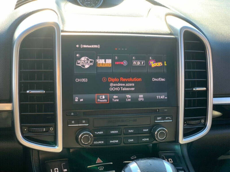 2017 Porsche Cayenne S