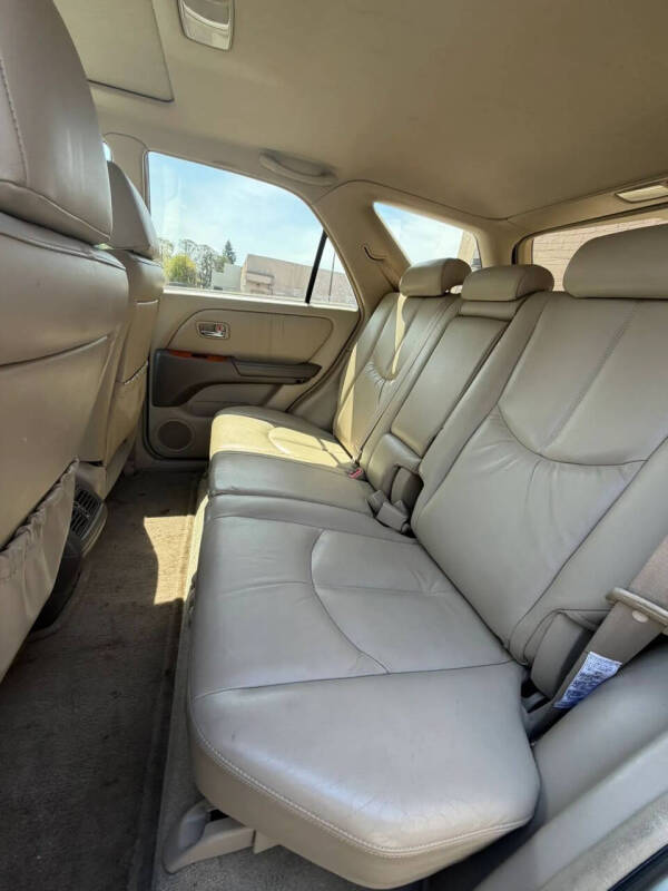 2002 Lexus RX 300