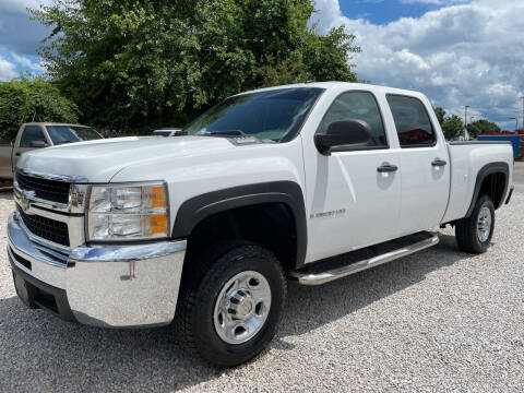 2009 Chevrolet Silverado 2500HD for sale at Easter Brothers Preowned Autos in Vienna WV