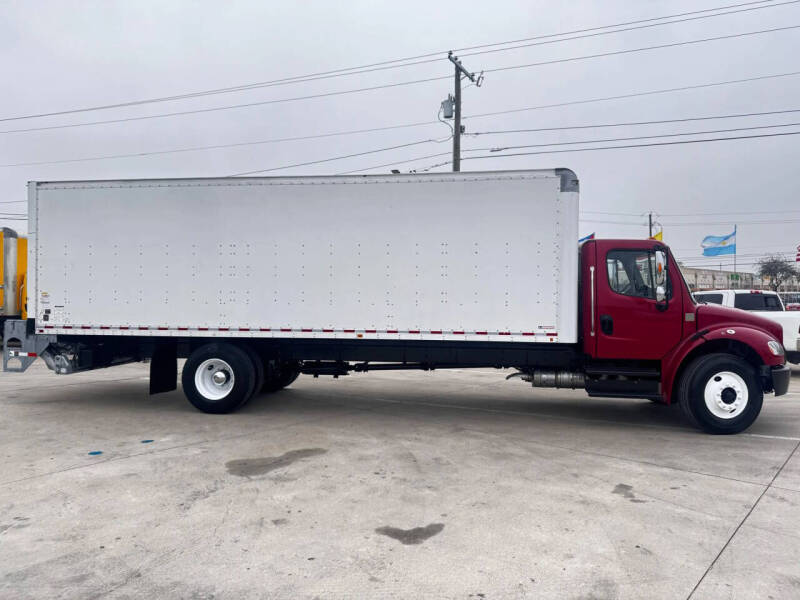 2019 Freightliner M2 106