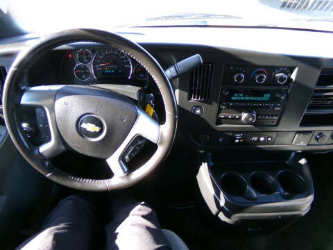 2017 Chevrolet Express LT 3500