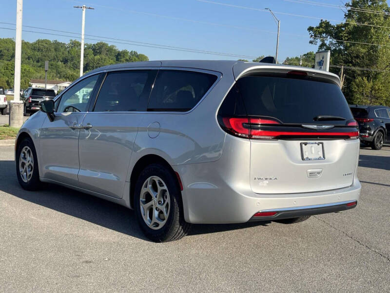 2024 Chrysler Pacifica Limited