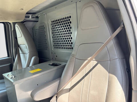 2024 Chevrolet Express 2500