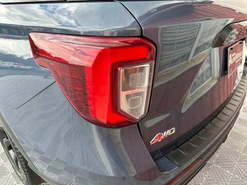 2021 Ford Explorer ST