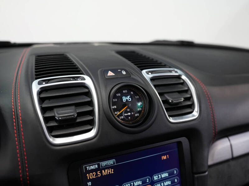 2016 Porsche Cayman GT4