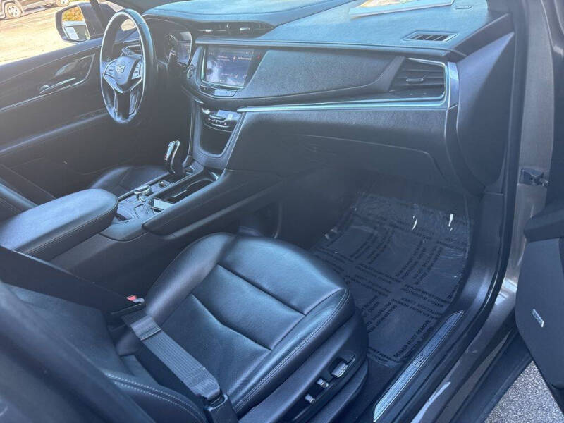 2020 Cadillac XT5 Premium Luxury