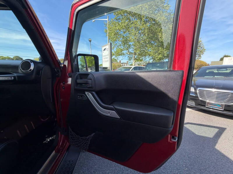 2012 Jeep Wrangler Sahara
