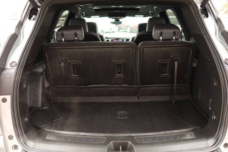 2024 Buick Enclave Essence