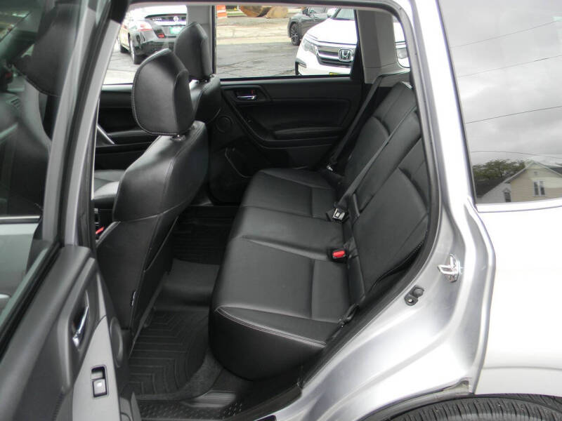 2016 Subaru Forester 2.5i Touring