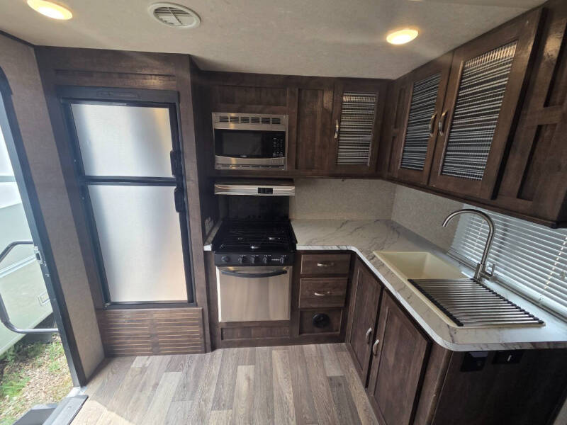 2019 Forest River Vibe Extreme Lite