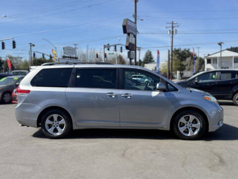 2013 Toyota Sienna