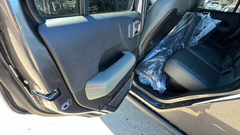 2026 Jeep Gladiator Mojave X