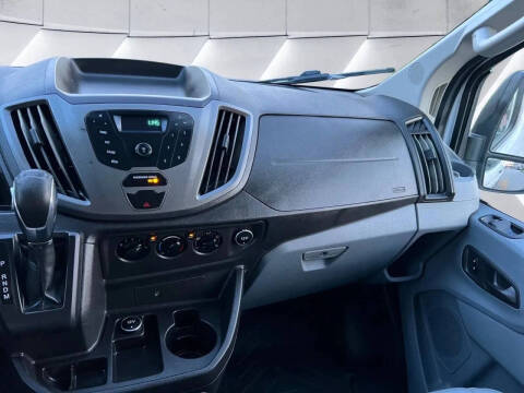 2017 Ford Transit 150