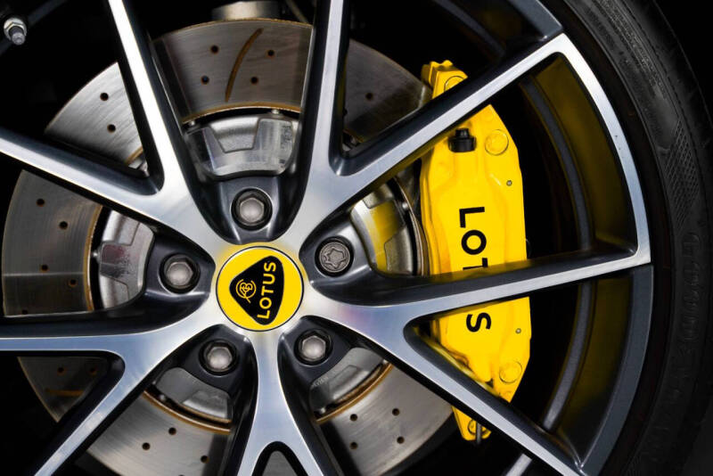 2024 Lotus Emira V6 First Edition