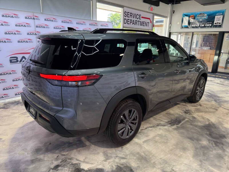 2026 Nissan Pathfinder SV