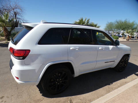 2017 Jeep Grand Cherokee Altitude