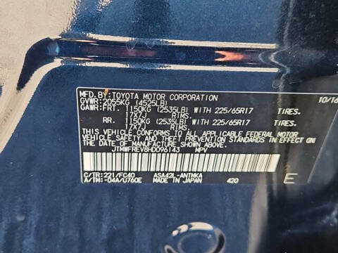 2017 Toyota RAV4 XLE