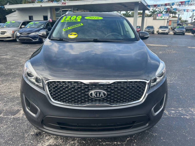2016 Kia Sorento LX