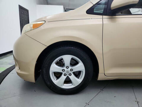 2013 Toyota Sienna