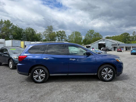 2017 Nissan Pathfinder S