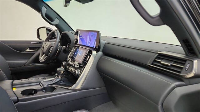 2024 Lexus LX 600 Luxury