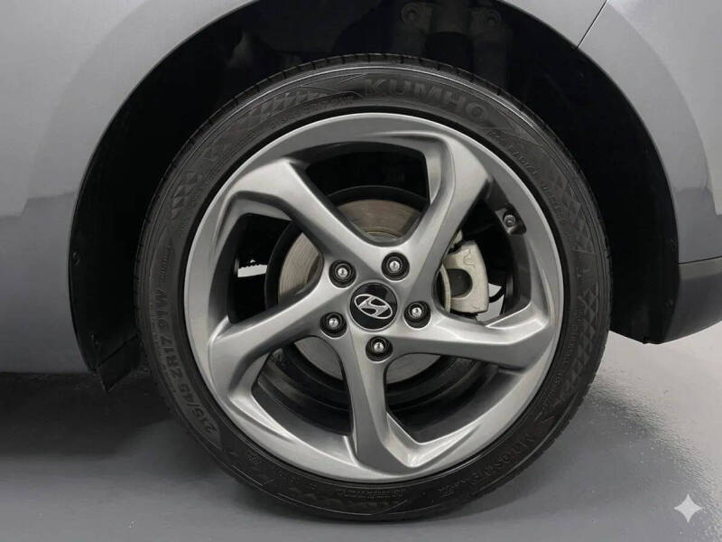 2019 Hyundai Veloster