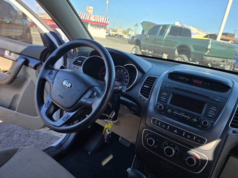 2014 Kia Sorento LX