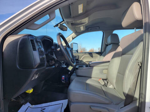 2023 Chevrolet Silverado 5500HD