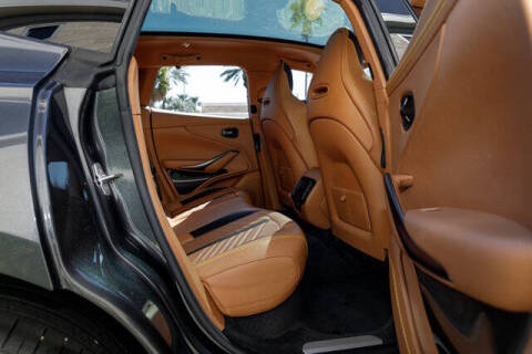 2023 Aston Martin DBX 707