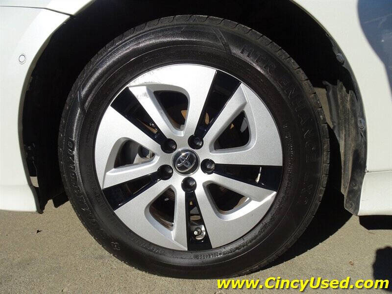 2020 Toyota Prius LE AWD-e