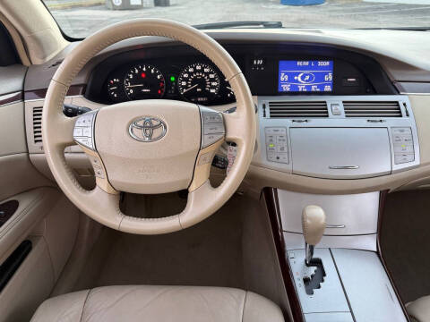 2008 Toyota Avalon XLS