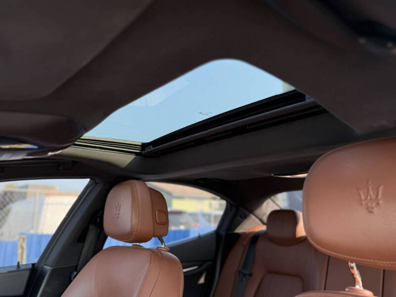 2019 Maserati Ghibli