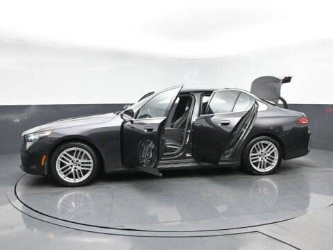 2025 BMW 5 Series 540i xDrive