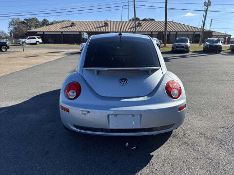 2010 Volkswagen New Beetle