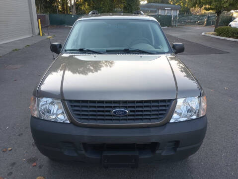 2004 Ford Explorer XLS