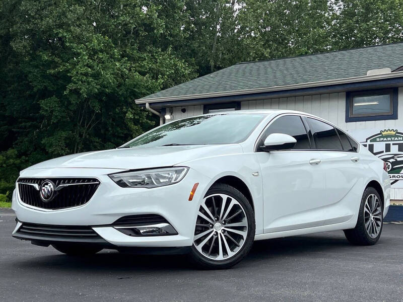 2018 Buick Regal Sportback Essence
