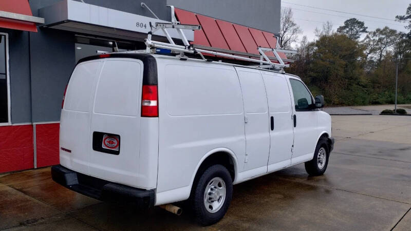 2021 Chevrolet Express 2500