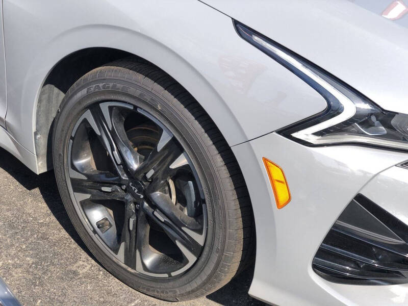 2023 Kia K5
