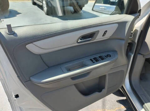 2017 Chevrolet Traverse LS