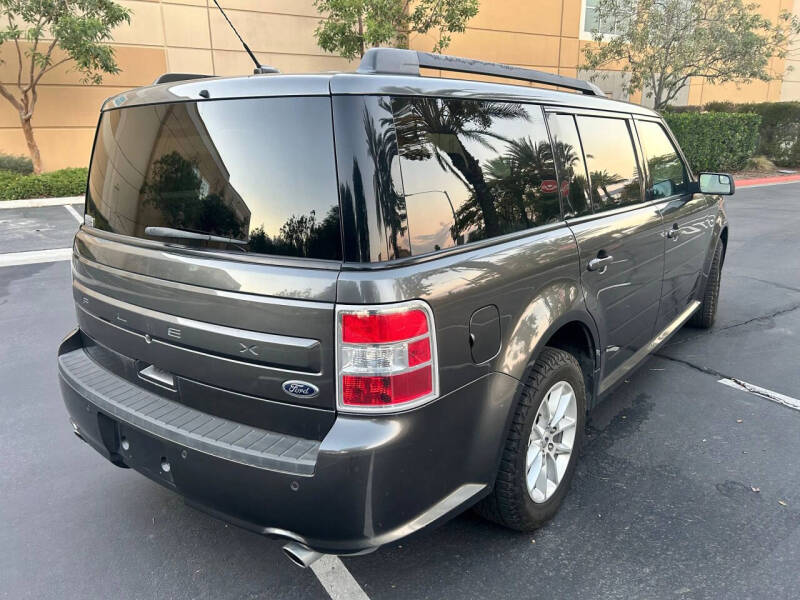 2017 Ford Flex SE