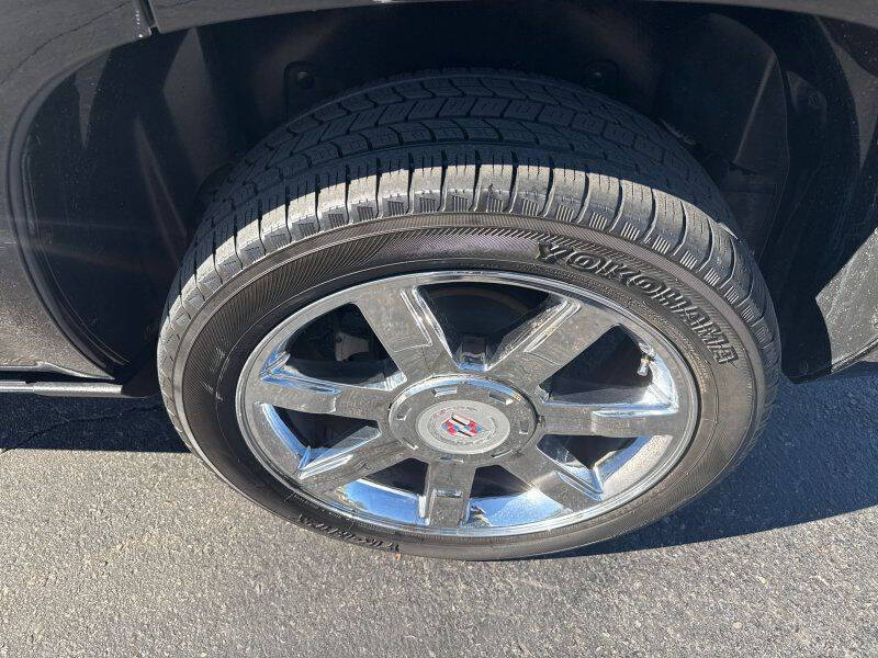 2011 Cadillac Escalade Premium