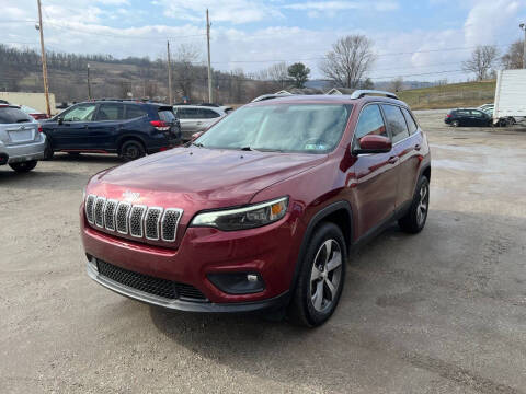 2019 Jeep Cherokee for sale at G & H Automotive in Mount Pleasant PA