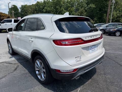 2017 Lincoln MKC Select