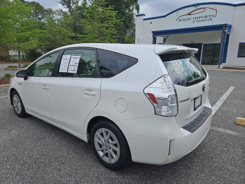 2012 Toyota Prius v Three