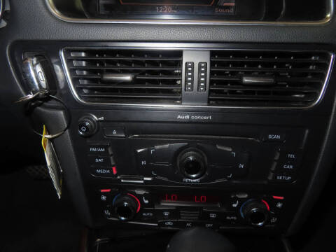 2011 Audi Q5 2.0T quattro Premium