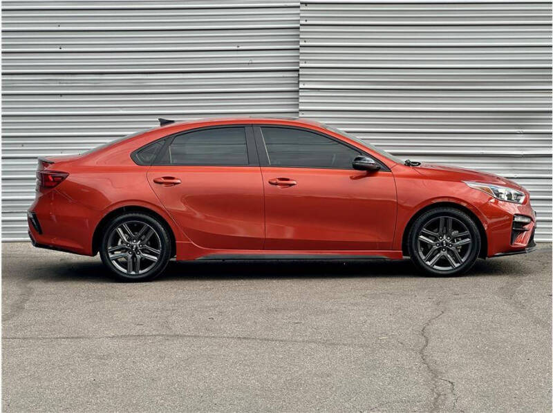 2021 Kia Forte GT Line