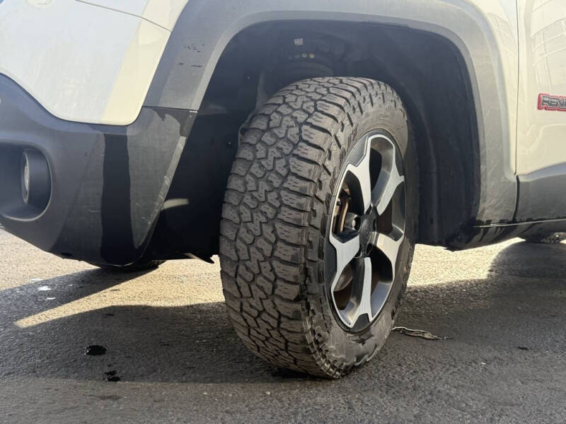 2021 Jeep Renegade Trailhawk